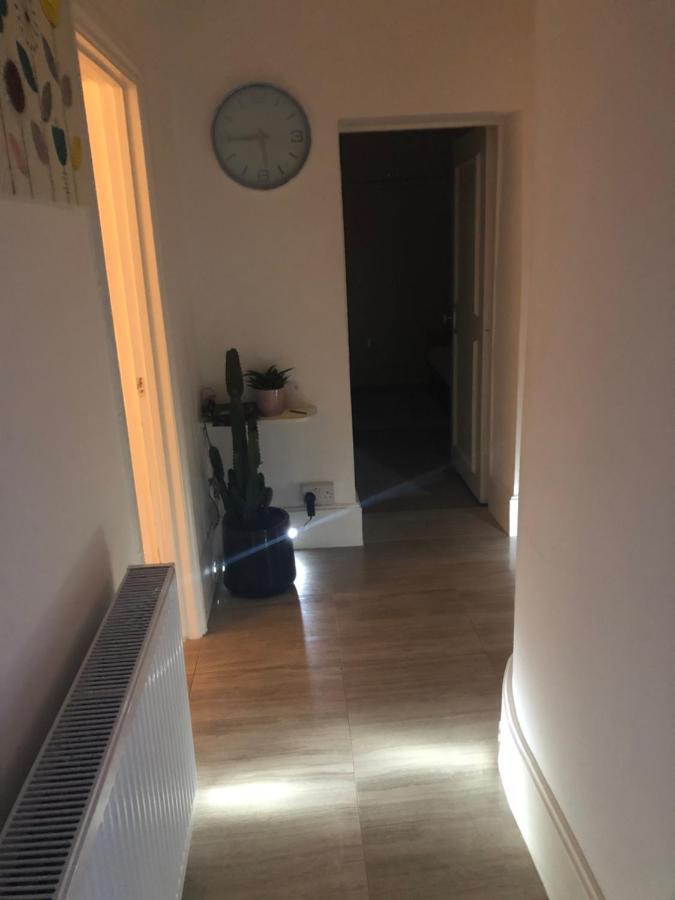 2 Bedroom Apartment Close To Camden Town Londres Exterior foto
